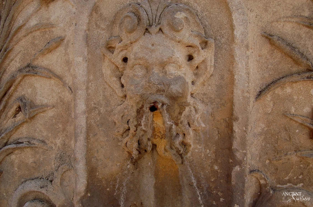timelesselegance_antiquelimestonefountains_ancientsurfaces
